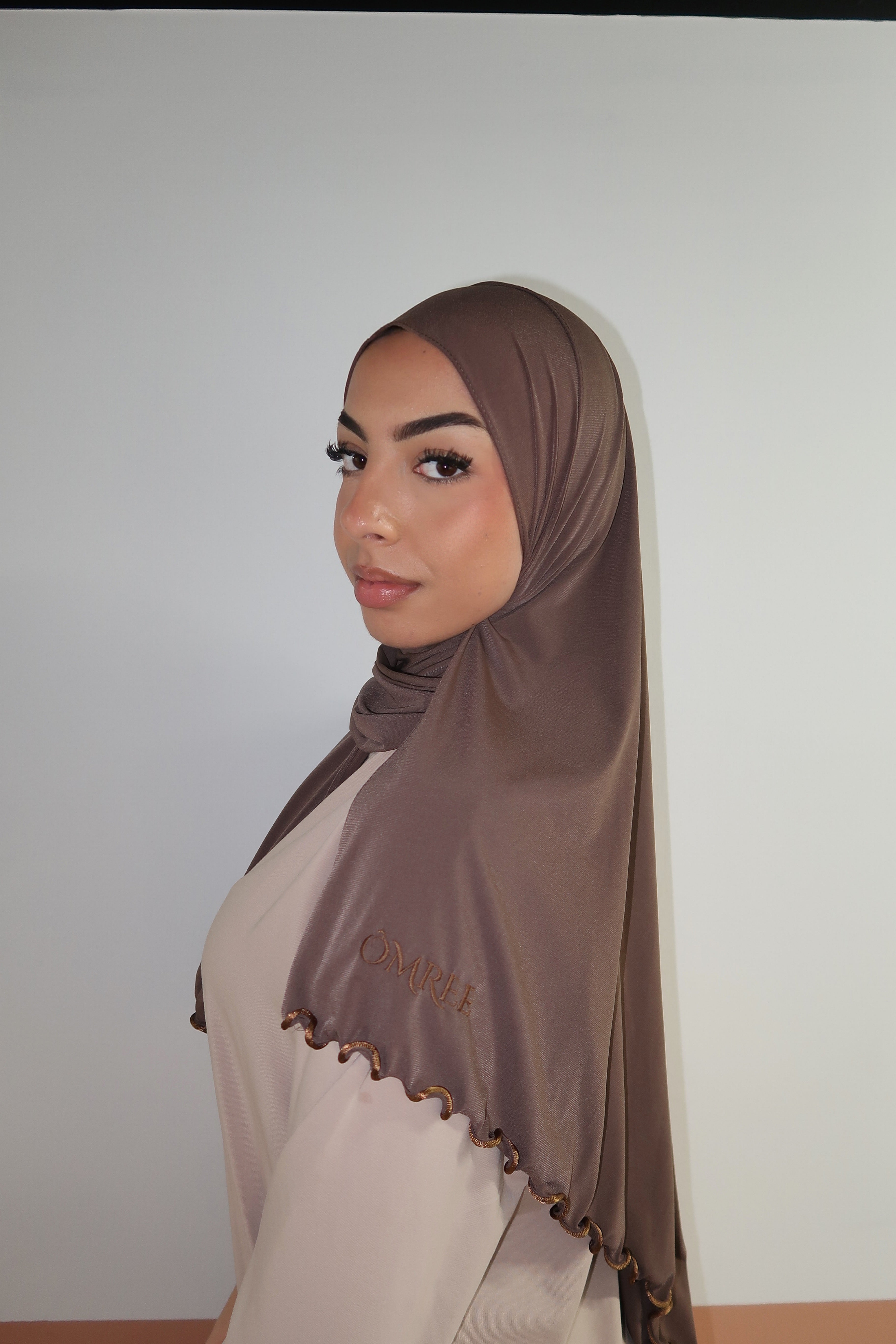 Curly Jersey Premium | Mocha